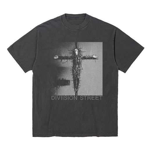 THE 'MAY SKIES' T