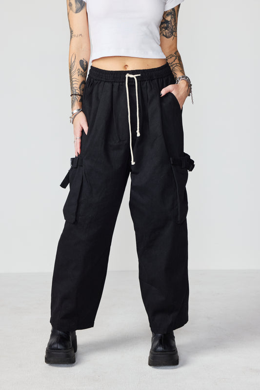 THE 'BAGGY CARGO' PANT