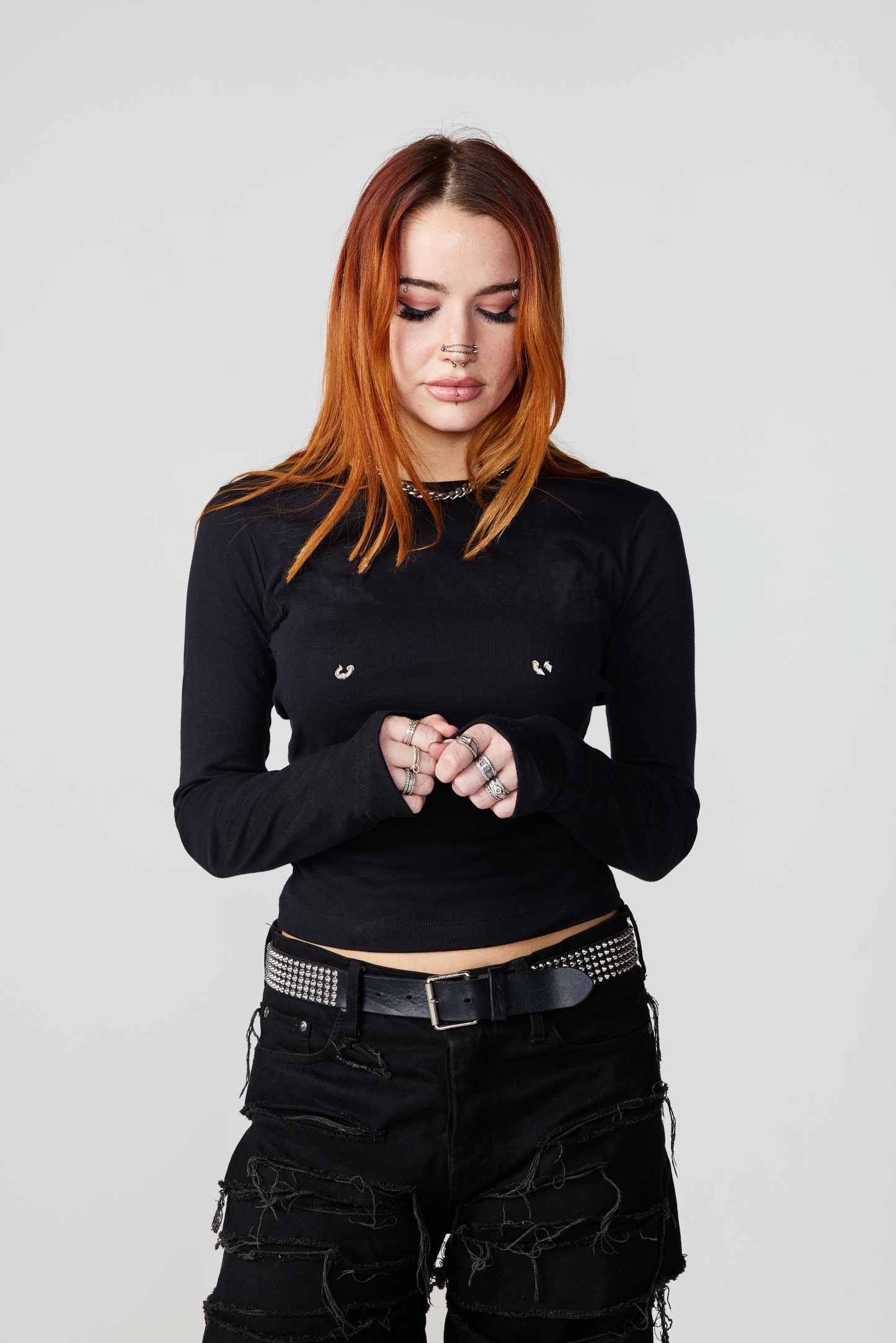 PIERCED NIPPLE LONG SLEEVE
